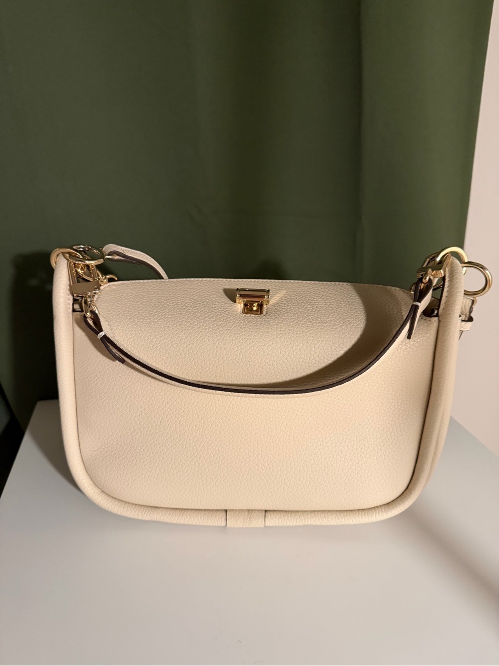 Elegant Cream Shoulder Bag with Gold Accent Hardware